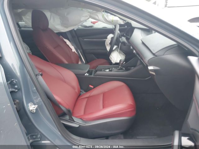 3MZBPBCM2RM408697 Mazda Mazda3 2.5 S Carbon Edition