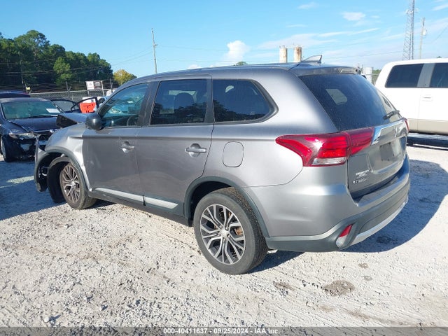 Mitsubishi Outlander Es 2018 JA4AZ3A37JJ005559 Image 14