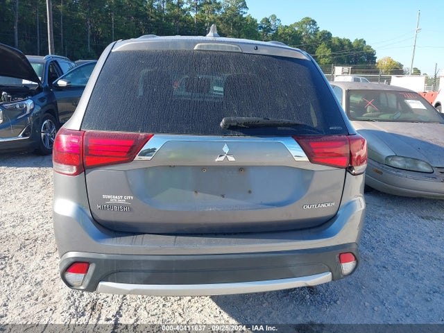 Mitsubishi Outlander Es 2018 JA4AZ3A37JJ005559 Image 16