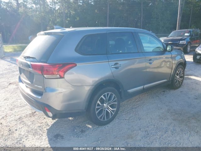 2018 MITSUBISHI OUTLANDER JA4AZ3A37JJ005559 Photo 3