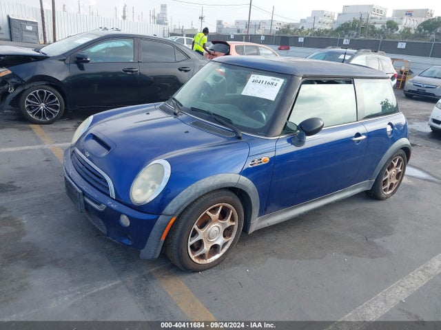 2004 MINI COOPER S WMWRE33434TD81100 Photo 1