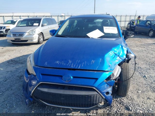 3MYDLBYV8KY502804 Toyota YARIS LE