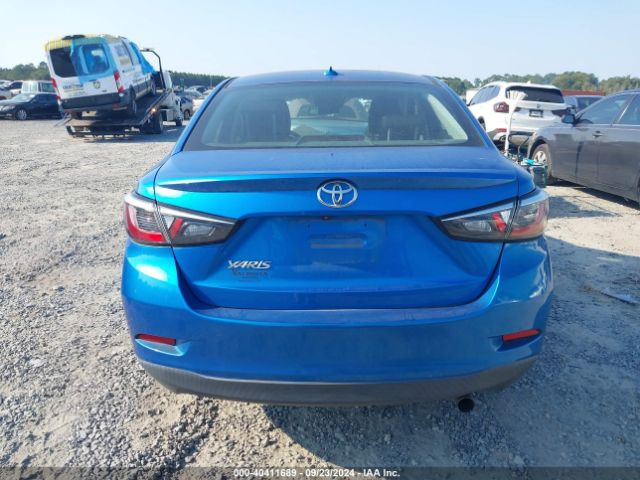 3MYDLBYV8KY502804 Toyota YARIS LE