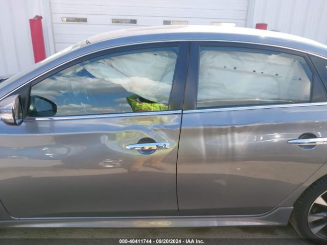 3N1CB7AP4HY346083 Nissan Sentra Sr Turbo