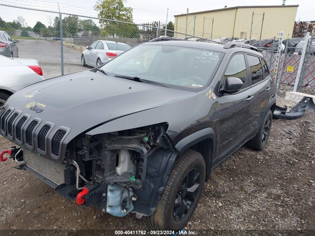 1C4PJMBS1HW570969 Jeep Cherokee Trailhawk 4x4