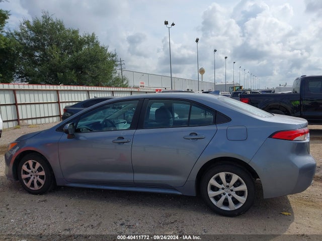 Toyota COROLLA LE 2022 5YFEPMAE4NP273684 Image 14