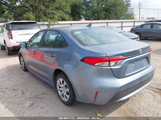Toyota COROLLA LE 2022 5YFEPMAE4NP273684 Image 3