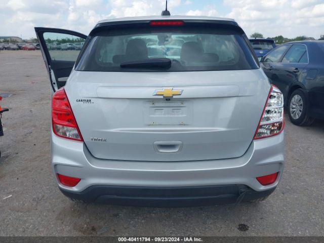 3GNCJKSB4KL203667 Chevrolet TRAX LS