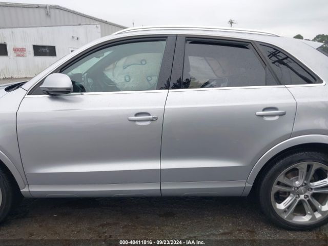WA1GFCFS6FR010795 Audi Q3 2.0t Premium Plus