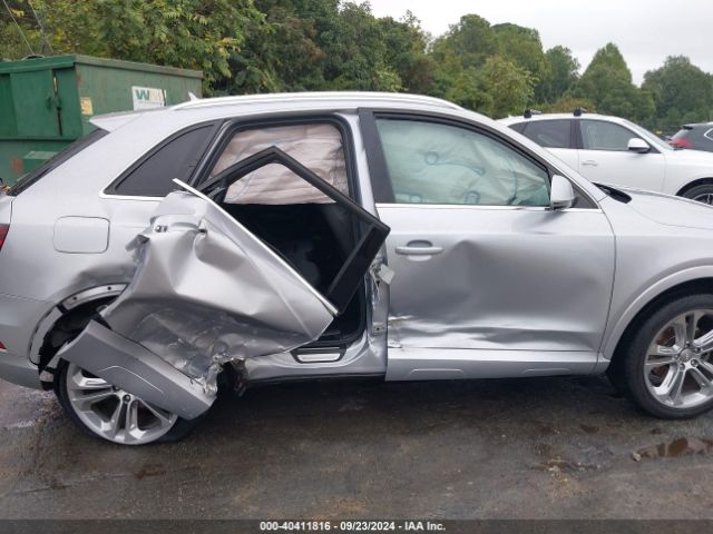 WA1GFCFS6FR010795 Audi Q3 2.0t Premium Plus