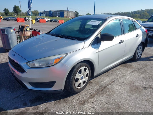 Ford FOCUS S 2016 1FADP3E2XGL324418 Image 2