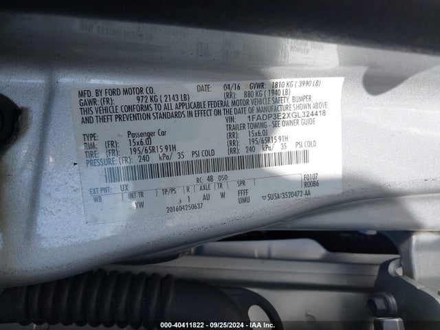 Ford FOCUS S 2016 1FADP3E2XGL324418 Image 9