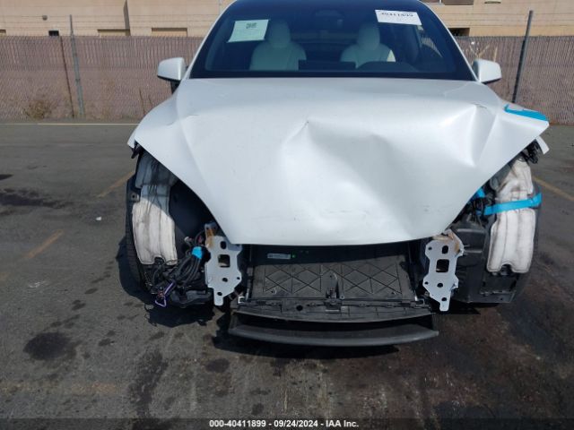 7SAXCBE61NF350957 Tesla Model X Plaid Tri Motor All-wheel Drive