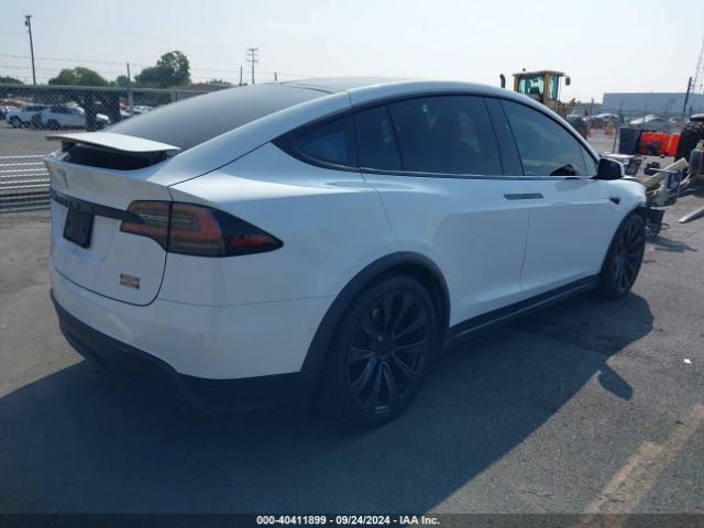 7SAXCBE61NF350957 Tesla Model X Plaid Tri Motor All-wheel Drive