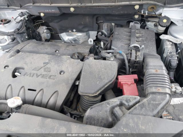 JA4AR3AW5HZ045371 Mitsubishi Outlander Sport 2.4 Se