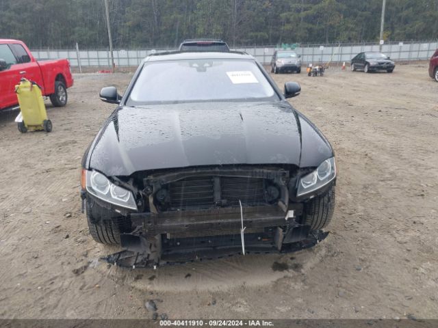 SAJBD4BV2HCY38877 Jaguar Xf 35t Premium