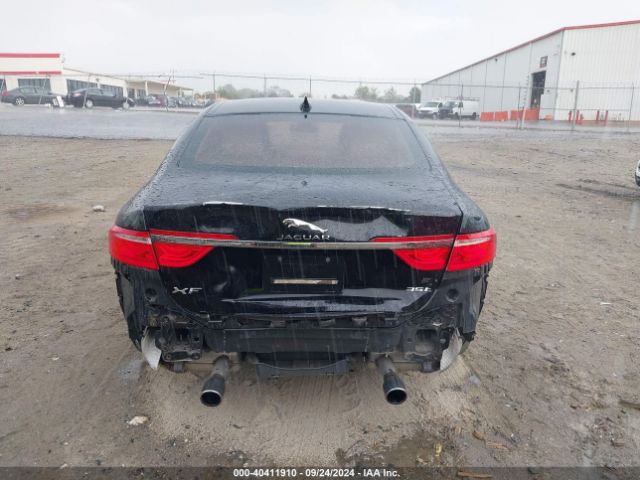 SAJBD4BV2HCY38877 Jaguar Xf 35t Premium