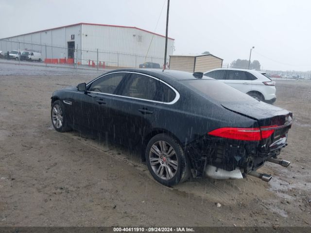 SAJBD4BV2HCY38877 Jaguar Xf 35t Premium