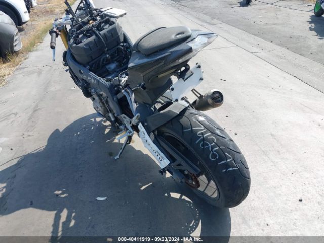2019 BMW S 1000 WB10D6004KZ711736 Photo 2