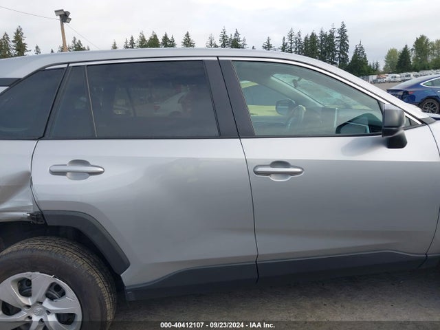 Toyota RAV4 LE 2024 2T3F1RFV3RW442357 Image 13