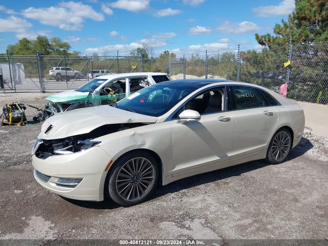 3LN6L2G90FR625410 Lincoln MKZ