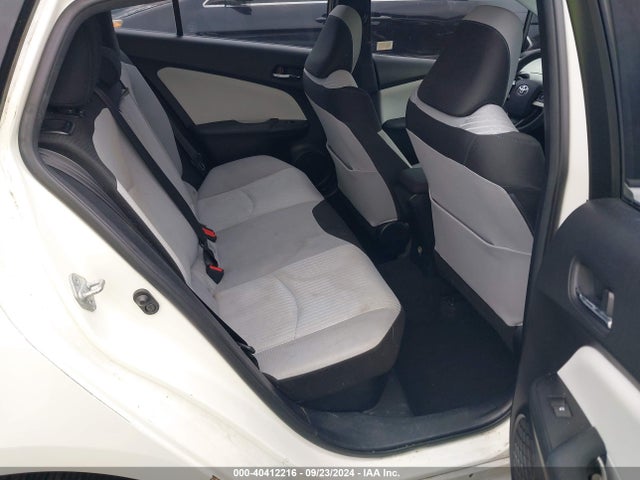 Toyota Prius Two 2016 JTDKBRFU1G3014998 Image 8