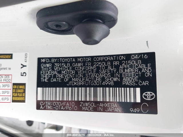 Toyota Prius Two 2016 JTDKBRFU1G3014998 Image 9