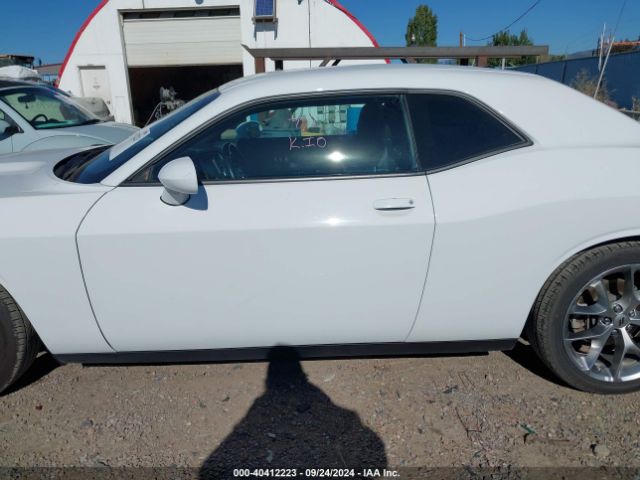2C3CDZJG6NH218520 Dodge Challenger Gt