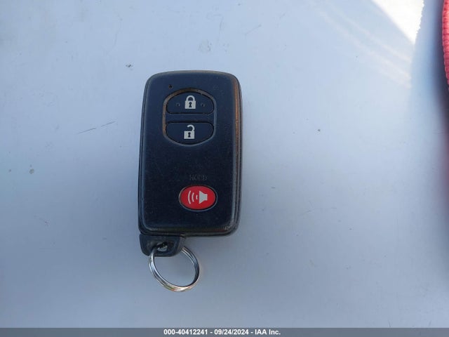 JTDKN3DU2F0411689 Toyota Prius Persona Series Special Edition