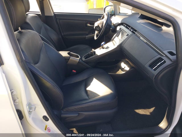 JTDKN3DU2F0411689 Toyota Prius Persona Series Special Edition