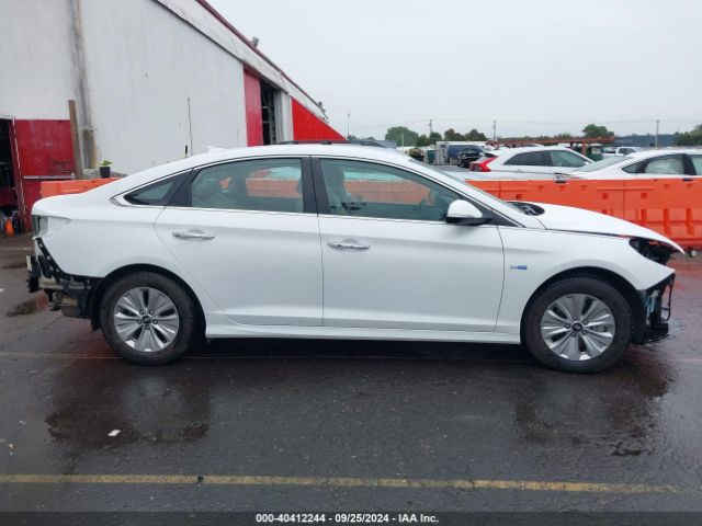 KMHE24L3XKA087640 Hyundai Sonata Hybrid Se