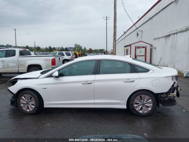 KMHE24L3XKA087640 Hyundai Sonata Hybrid Se