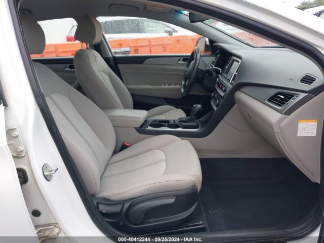 KMHE24L3XKA087640 Hyundai Sonata Hybrid Se