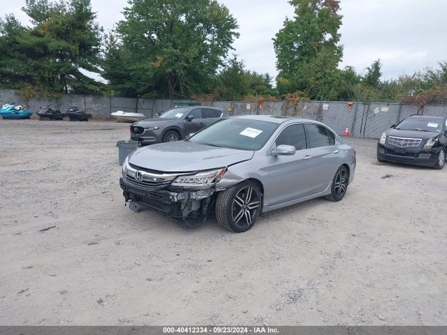 Honda Accord Touring 2016 1HGCR3F97GA027177 Image 2