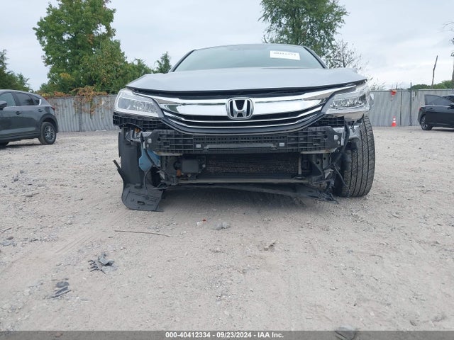 Honda Accord Touring 2016 1HGCR3F97GA027177 Image 6