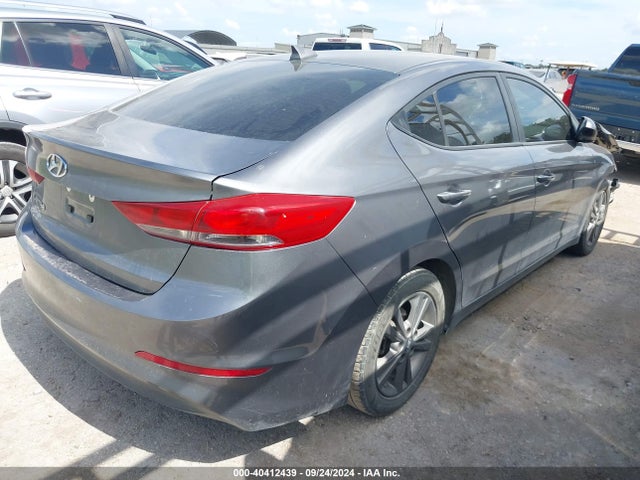 Hyundai ELANTRA SEL 2018 5NPD84LF8JH394532 Image 4