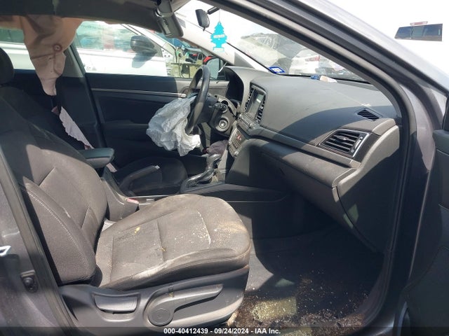 Hyundai ELANTRA SEL 2018 5NPD84LF8JH394532 Image 5
