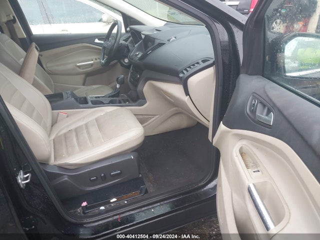 Ford ESCAPE SE 2017 1FMCU0G90HUA11831 Image 5