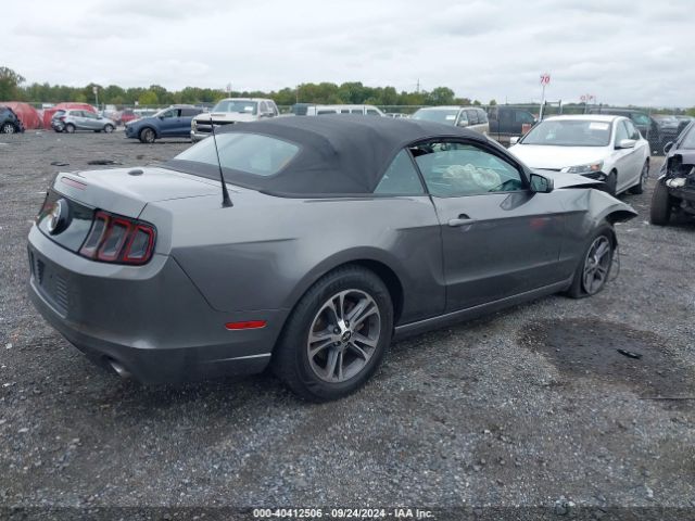 1ZVBP8EMXE5306869 Ford Mustang V6 Premium