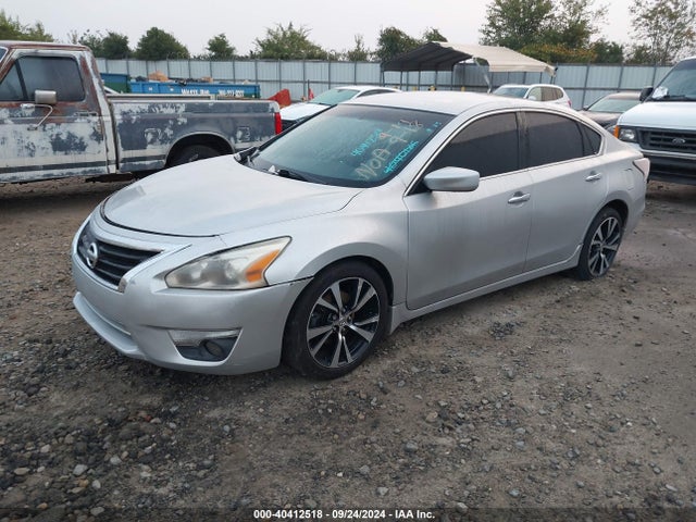 Nissan Altima 2.5 S 2014 1N4AL3AP7EC151549 Image 2