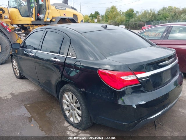 Chrysler 200 Limited 2014 1C3CCBCGXEN135428 Image 3