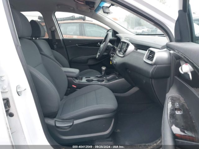 5XYPG4A33KG562577 KIA Sorento 2.4l Lx