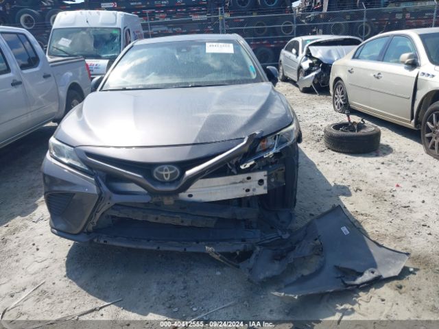 4T1B11HK5JU025502 Toyota CAMRY SE
