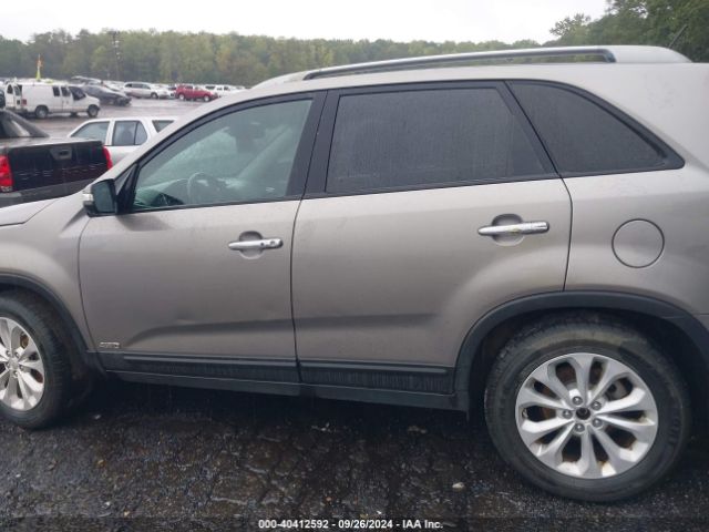 5XYKUDA72EG474842 KIA Sorento Ex V6