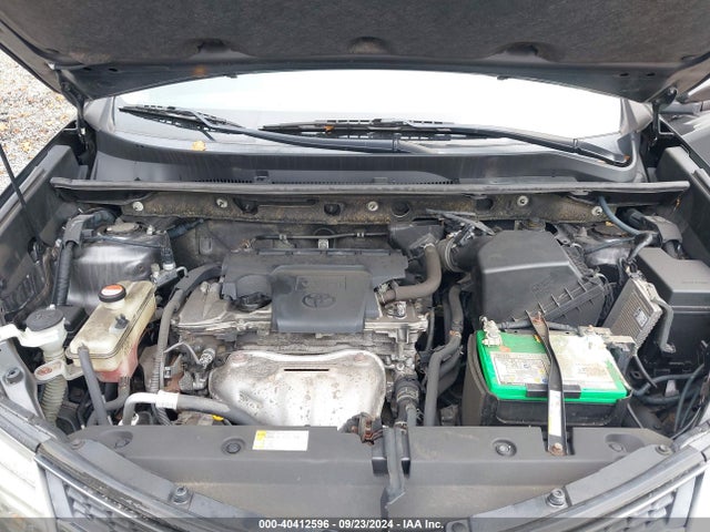 Toyota RAV4 LE 2015 JTMZFREV4FJ054662 Image 10
