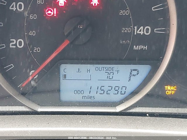 Toyota RAV4 LE 2015 JTMZFREV4FJ054662 Image 16