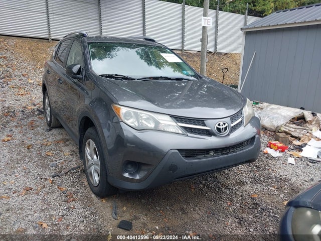 Toyota RAV4 LE 2015 JTMZFREV4FJ054662 Image 6