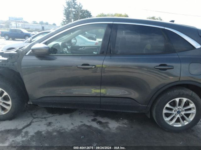 1FMCU9G67LUA06029 Ford ESCAPE SE
