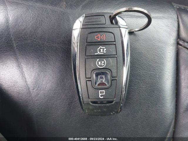 5LMCJ2D91KUL15117 Lincoln MKC SELECT