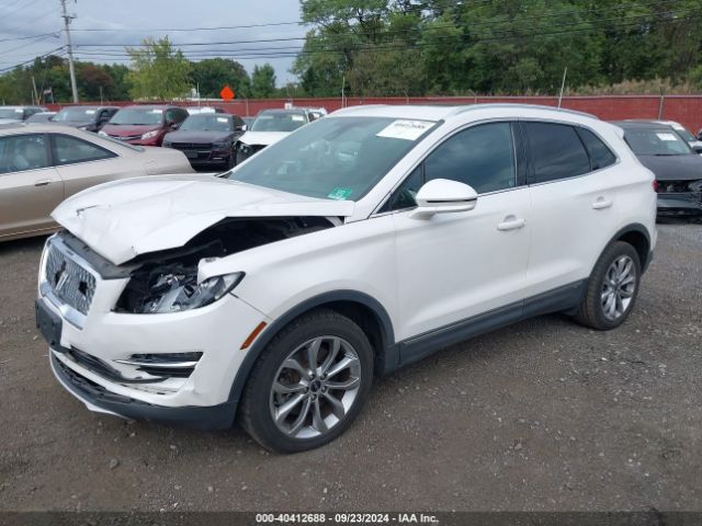 5LMCJ2D91KUL15117 Lincoln MKC SELECT